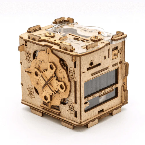 Cluebox Sherlock's Camera - Image 11