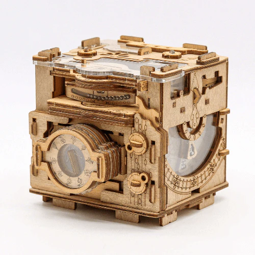 Cluebox Sherlock's Camera - Image 14