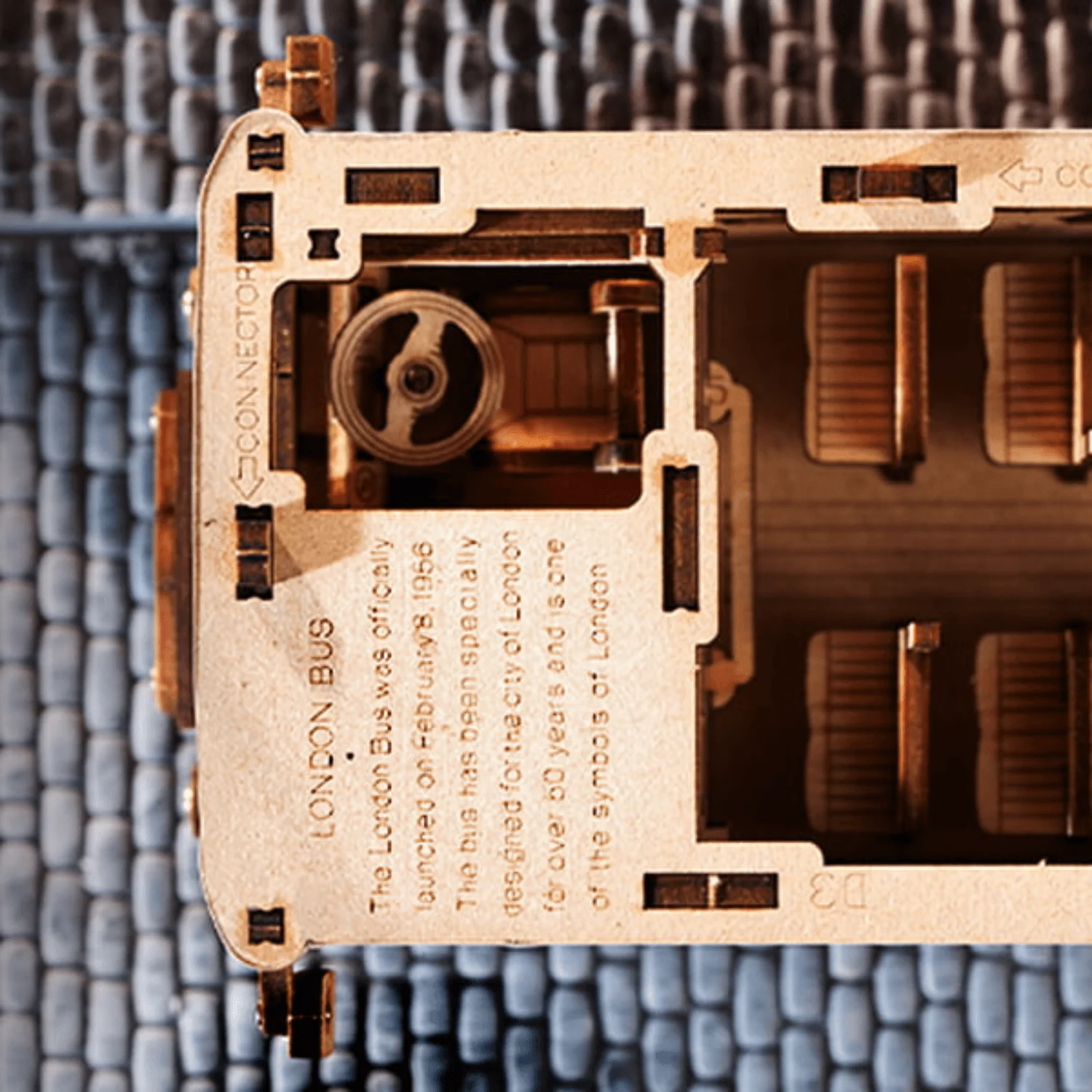 London Tour Bus - Image 8